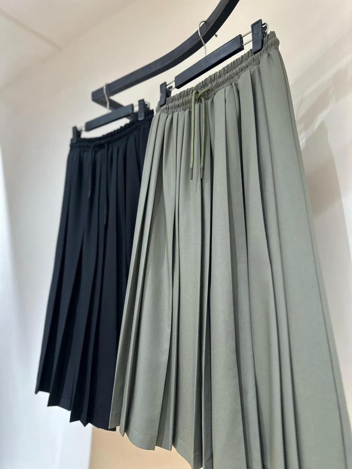 241327 - Pleated Skirt (20% Off)