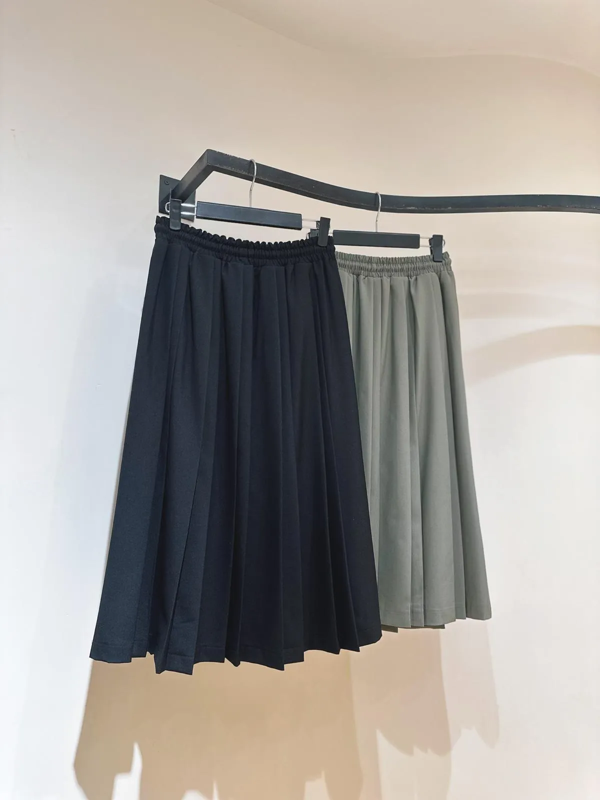 241327 - Pleated Skirt (20% Off)