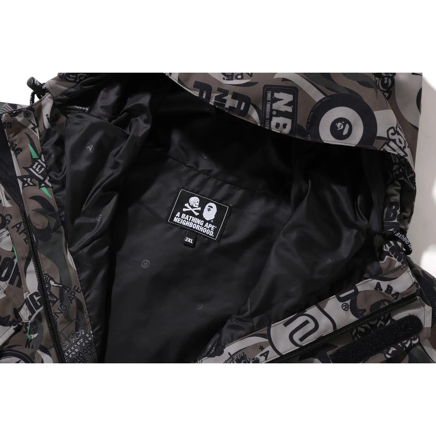 BAPE X NEIGHBOURHOOD SNOWBOARD JACKET MENS