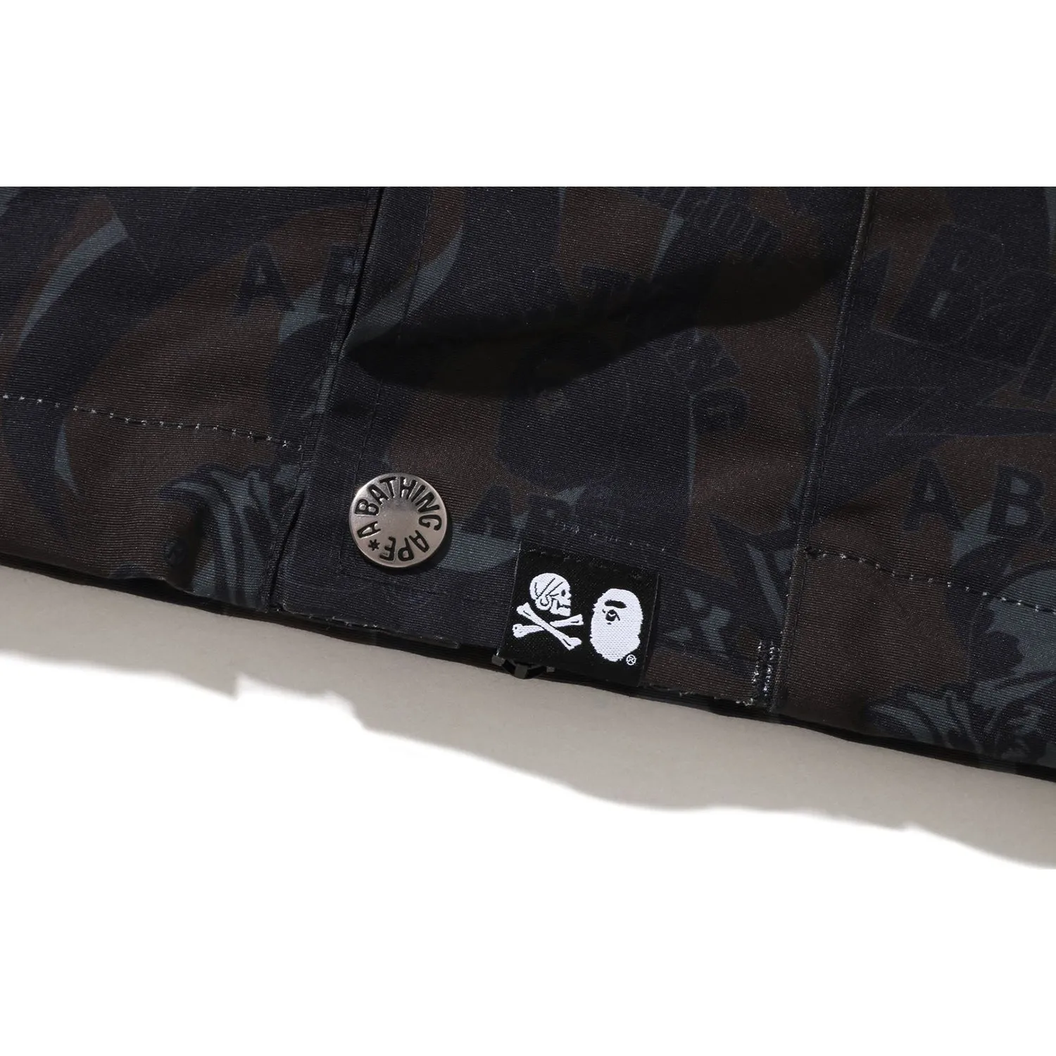 BAPE X NEIGHBOURHOOD SNOWBOARD JACKET MENS