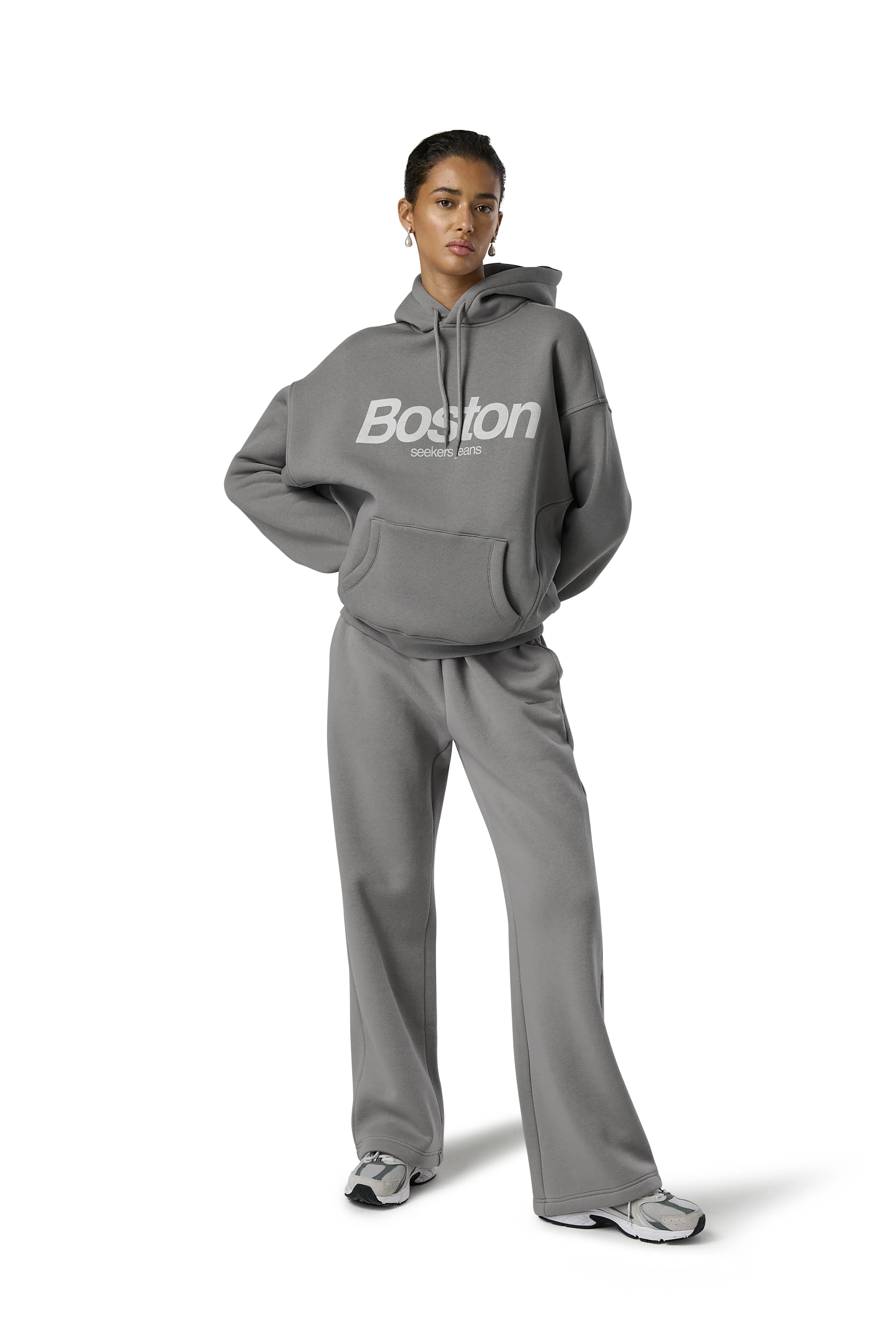 Boston Hoodie in Bleeker