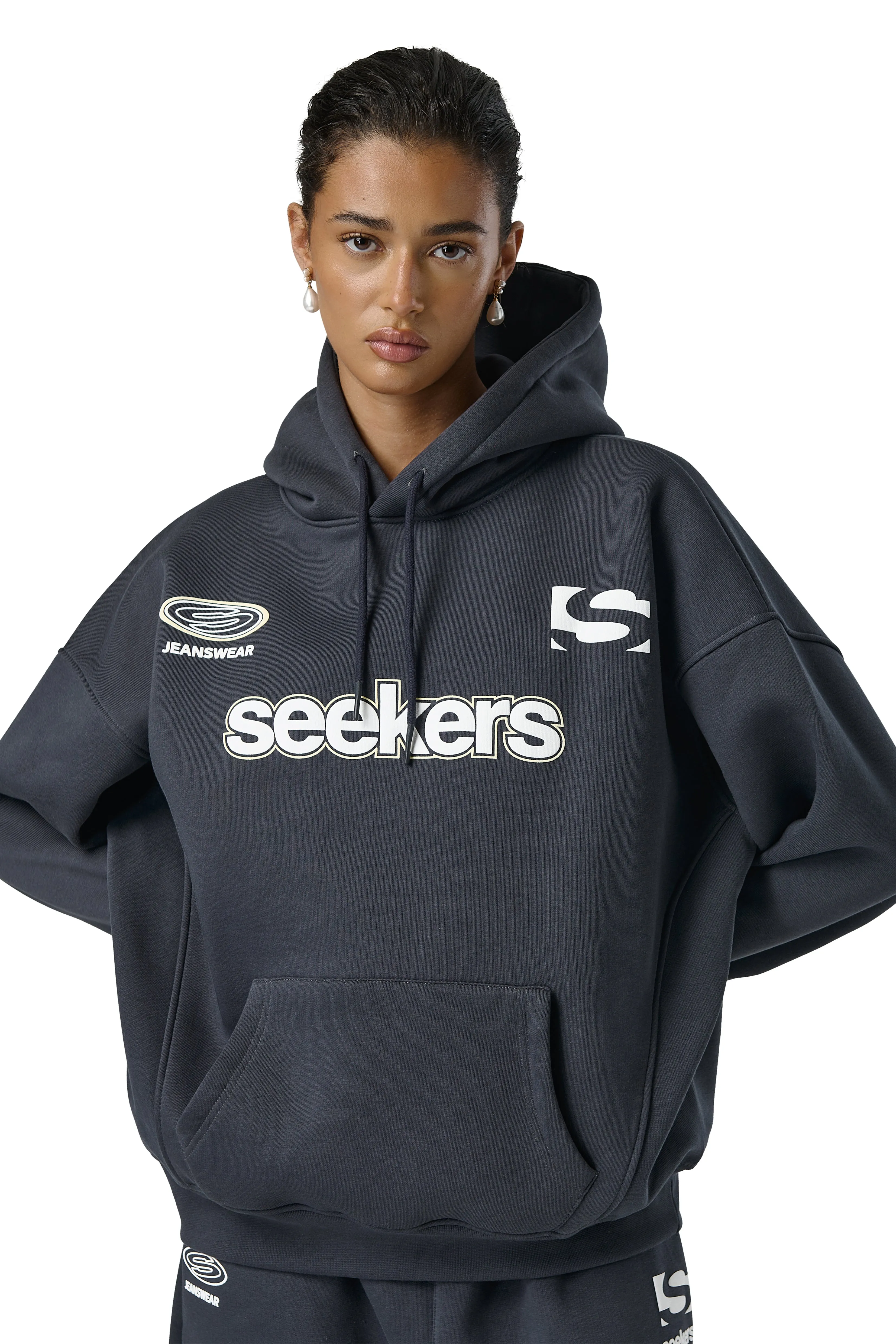 Seekers Motif Hoodie in Skipper