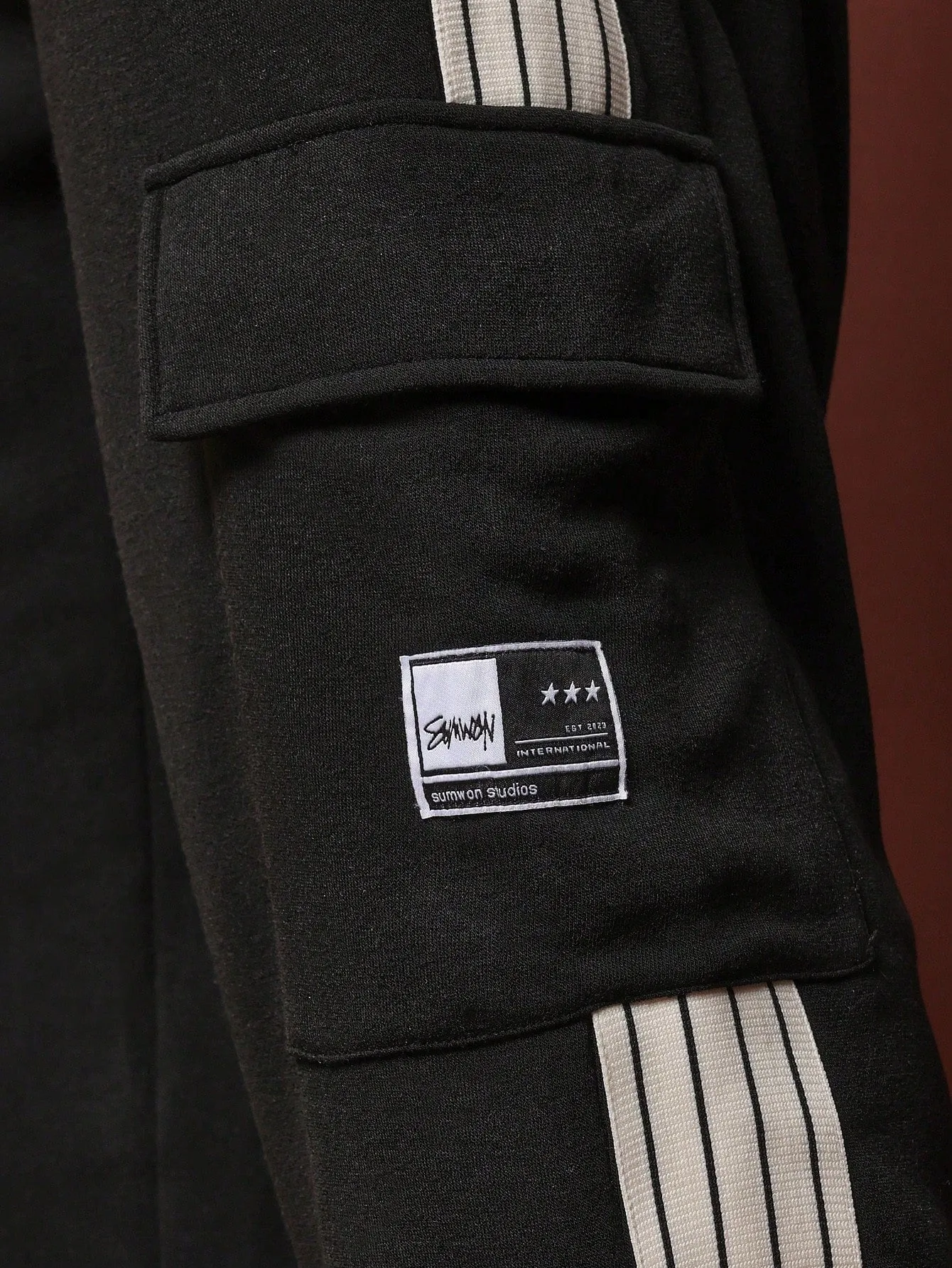 Straight Fit Multi Pocket Cargo Sweatpants With Drawcords & Side Tape