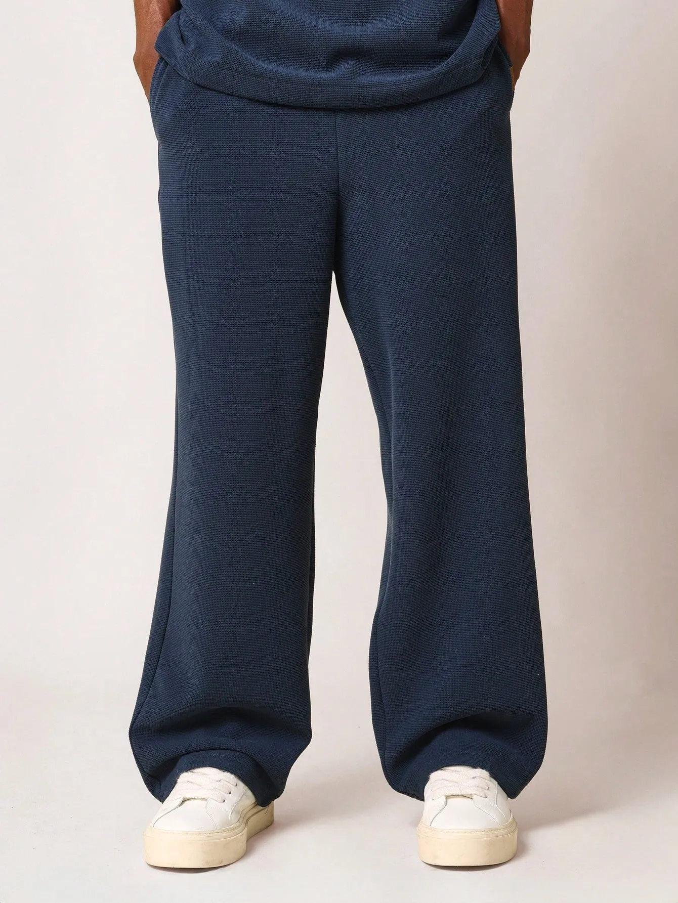 Straight Fit Super Premium Heavyweight Essential Waffle Sweatpants