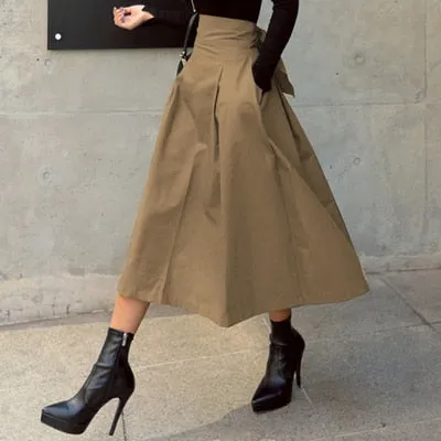 TEEK - Back Bow Skirt