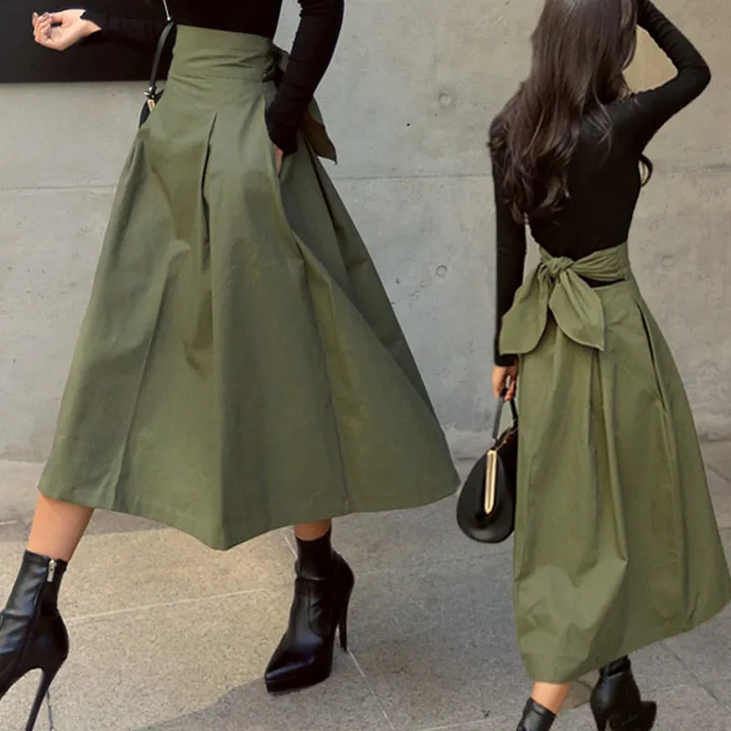 TEEK - Back Bow Skirt