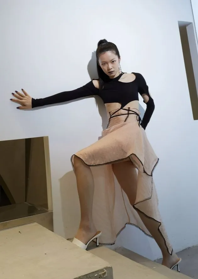 TRANSPARENT IRREGULAR HIGH WAIST SKIRT