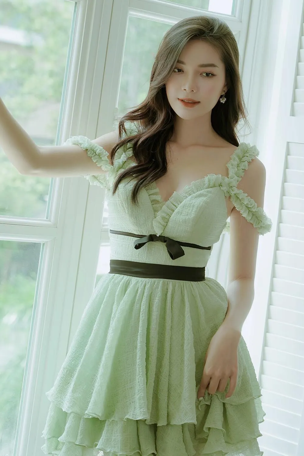 Vine Bouffont Heart Neck Foam Mini Dress